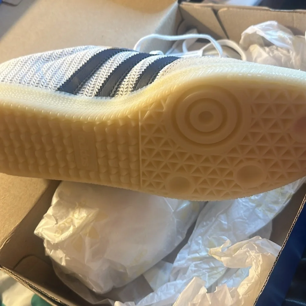NEW Adidas White and Navy Sneakers - Picture 2 of 3